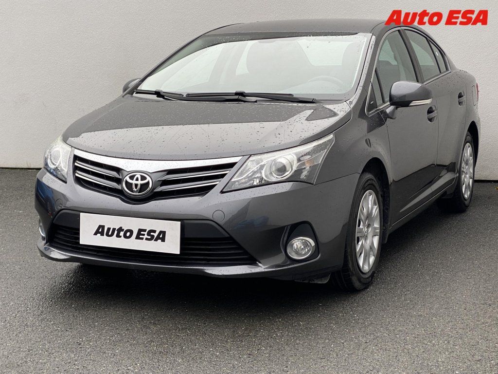 Toyota Avensis, 1.8 VVT-i,+kola - fotka 3
