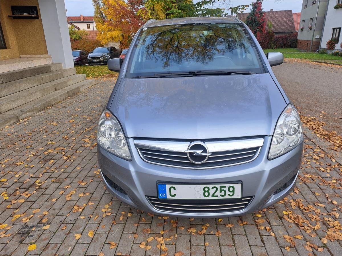 Opel Zafira, 1,7 CDTI Ecoflex - fotka 2