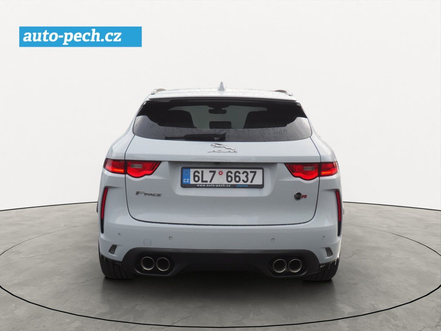Jaguar F-Pace, 5.0 SVR 550HP, Plný servis - fotka 3