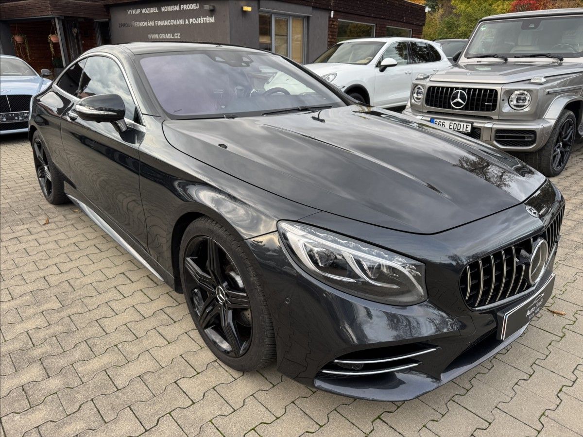 Mercedes-Benz Třídy S, 560 4Matic AMG