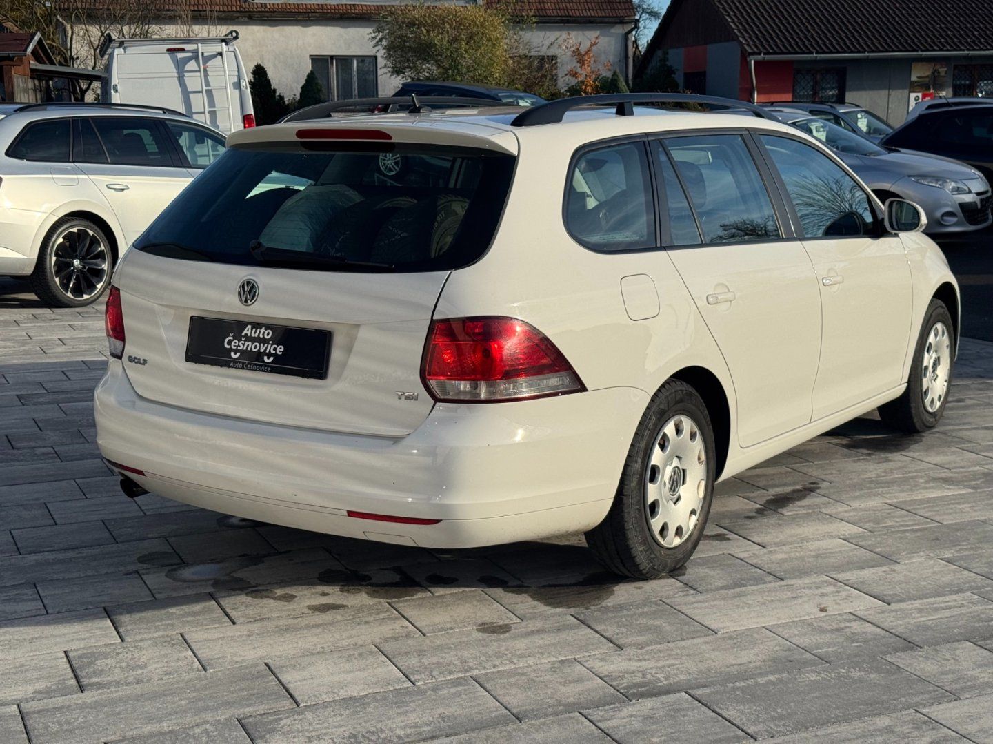 Volkswagen Golf, Comfortline 1.2 TSI 77kW - fotka 5