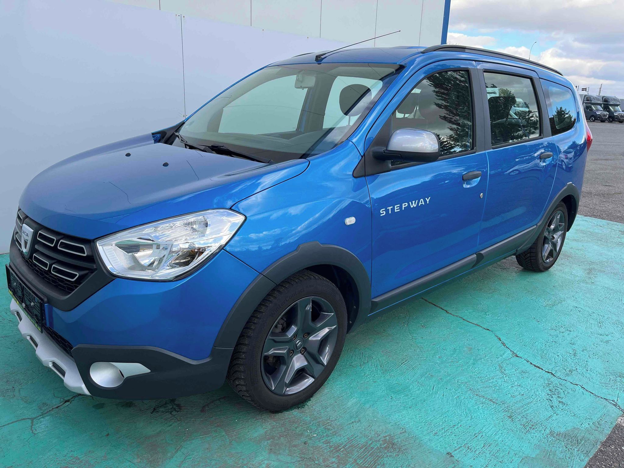 Dacia Lodgy, 1.2 TCe Stepway, Navi, Kamera - fotka 3
