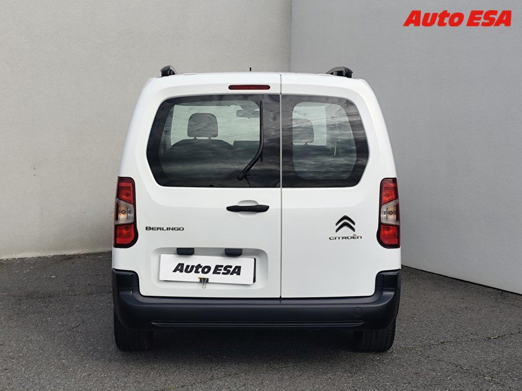 Citroën Berlingo, 1.2T MAXi XL,1.maj,ČR,AC - fotka 5