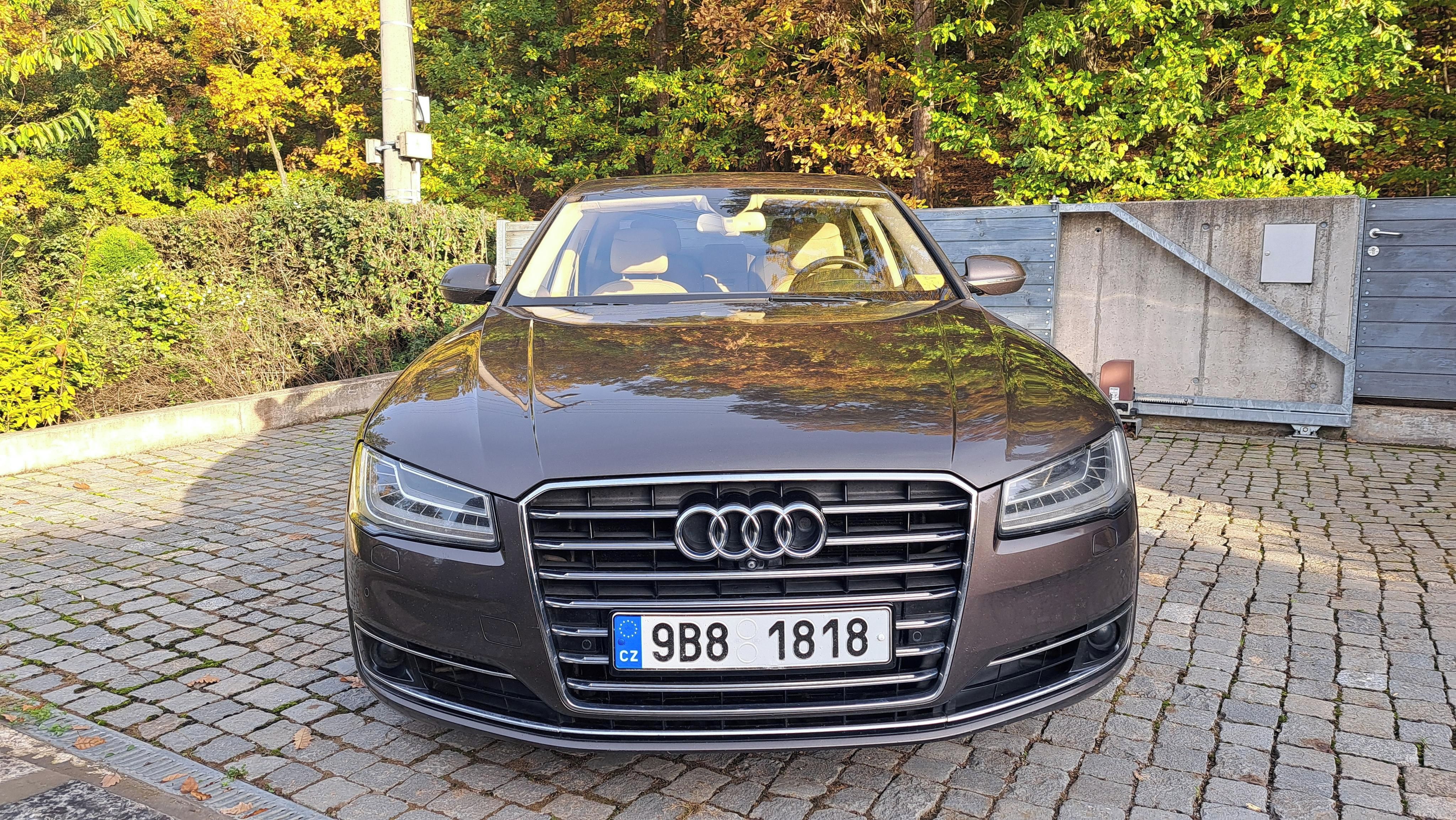 Audi A8, 4.2TDI,ČR,2XALU,TOP STAV! - fotka 2