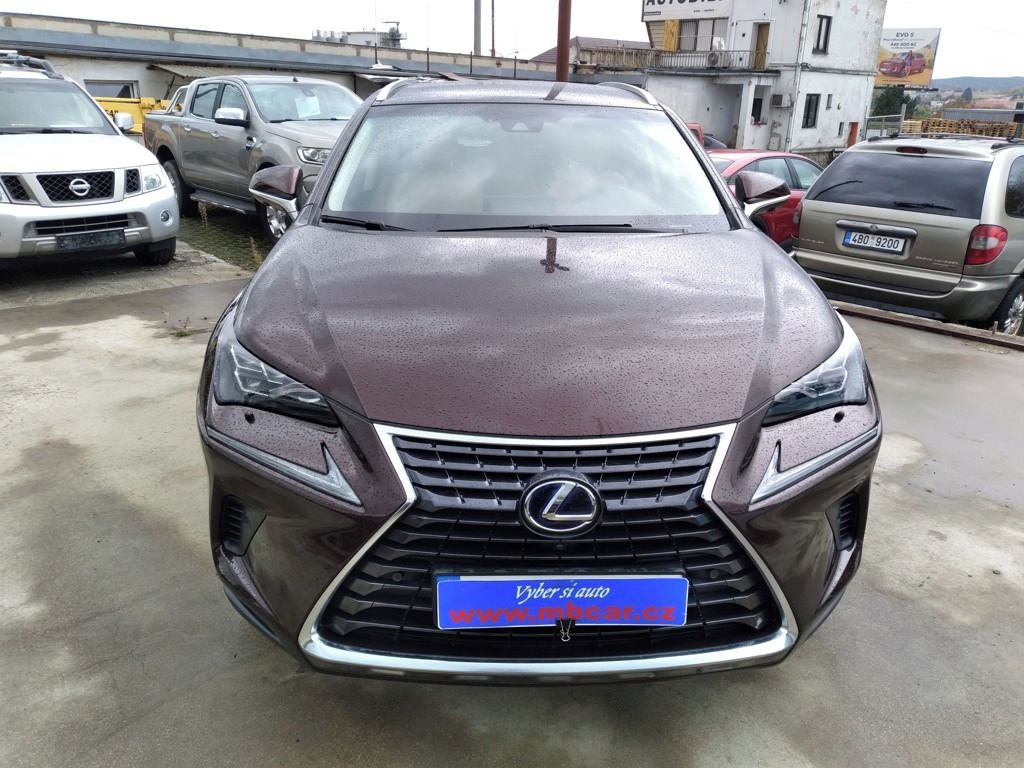 Lexus NX 300h, AWD LUXURY 1.MAJITEL,DPH,ČR - fotka 2