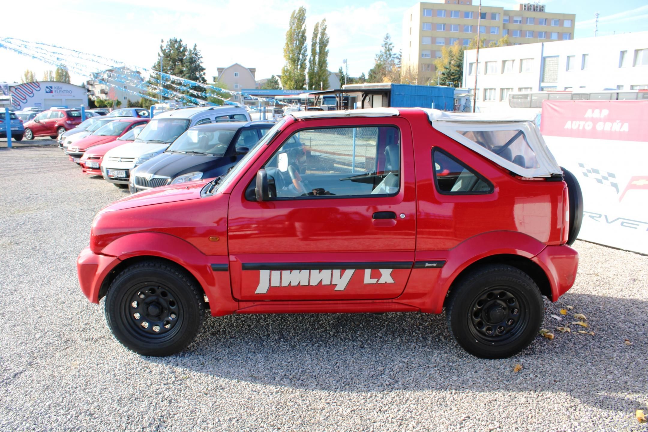 Suzuki Jimny, 1,3LXi 4X4 EL.OKNA SERVO TAŽNÉ - fotka 4