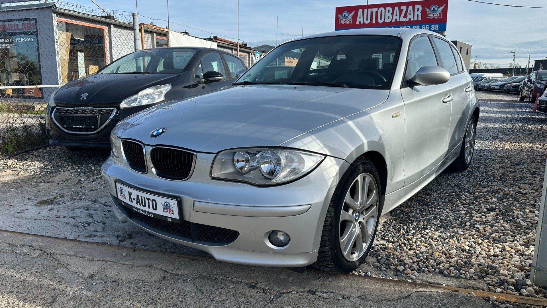 BMW Řada 1, 120i 110kW *A/T*ALU*Isofix*