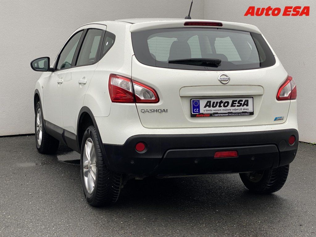Nissan Qashqai, 1.6dCi,Acenta,panor - fotka 6