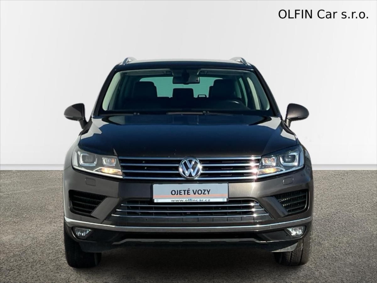 Volkswagen Touareg, 3,0 TDi V6 4x4 - fotka 4