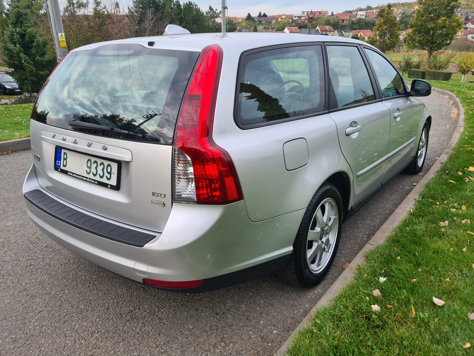 Volvo V50, 1.6 D 80KW TOP KM ! MAN - fotka 5