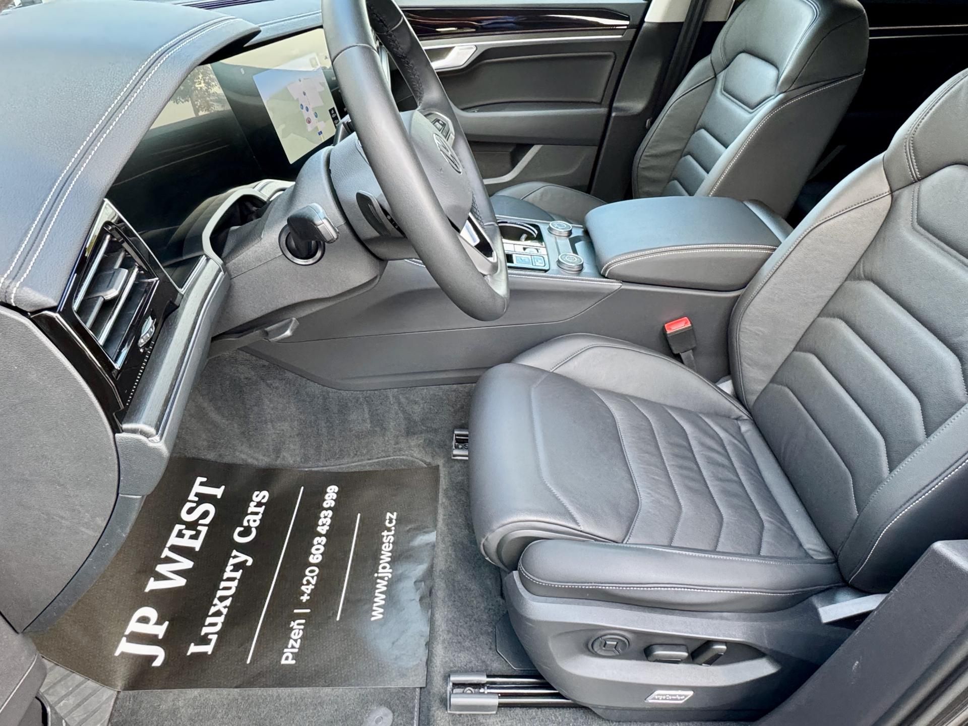 Volkswagen Touareg, Model 2025, Kůže, VZDUCH,Tažné - fotka 2
