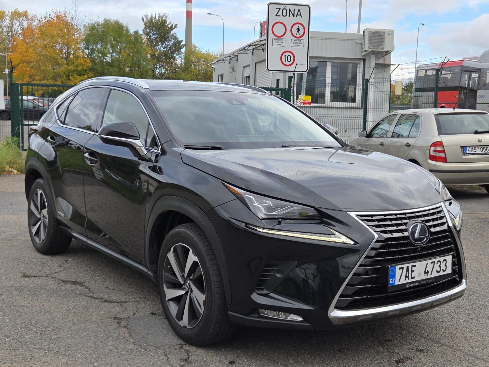 Lexus NX 300h, na splátky všem od 10%akontace - fotka 3