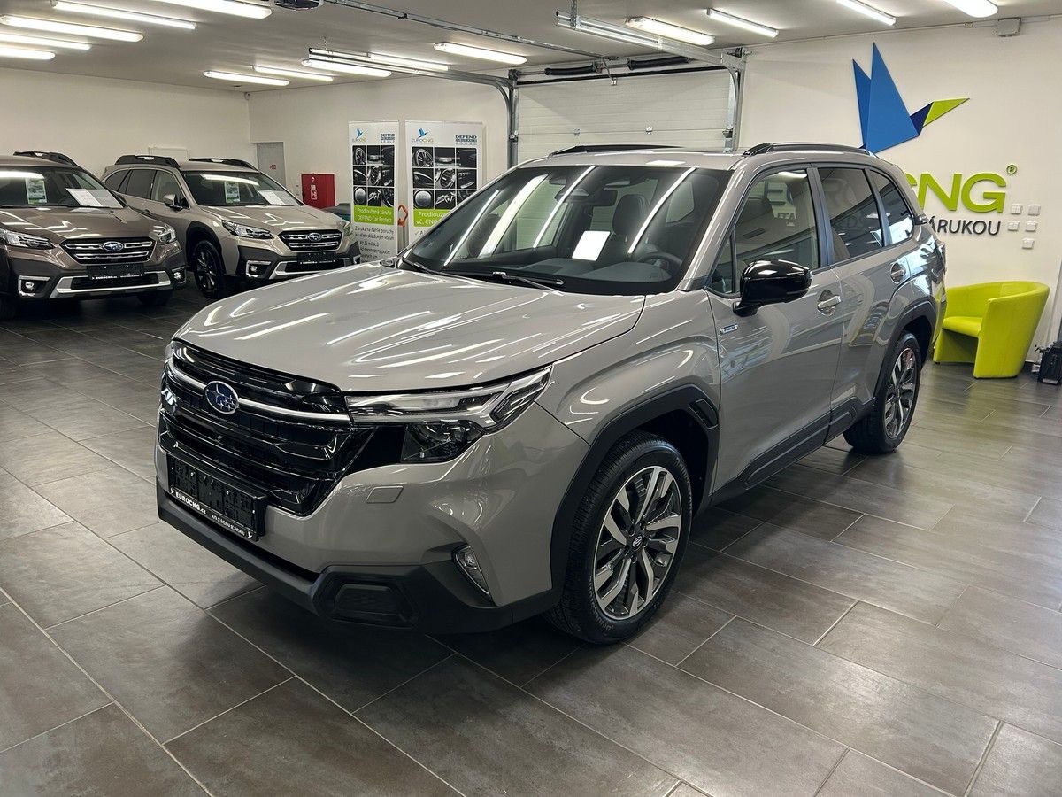 Subaru Forester, 2.0 Touring 2025 4x4 nové | Zá - fotka 4