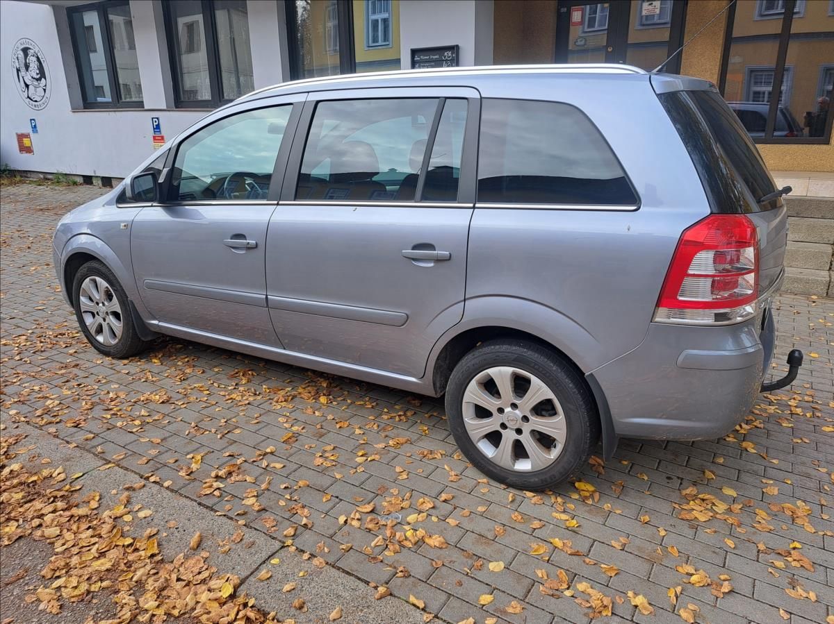 Opel Zafira, 1,7 CDTI Ecoflex - fotka 6