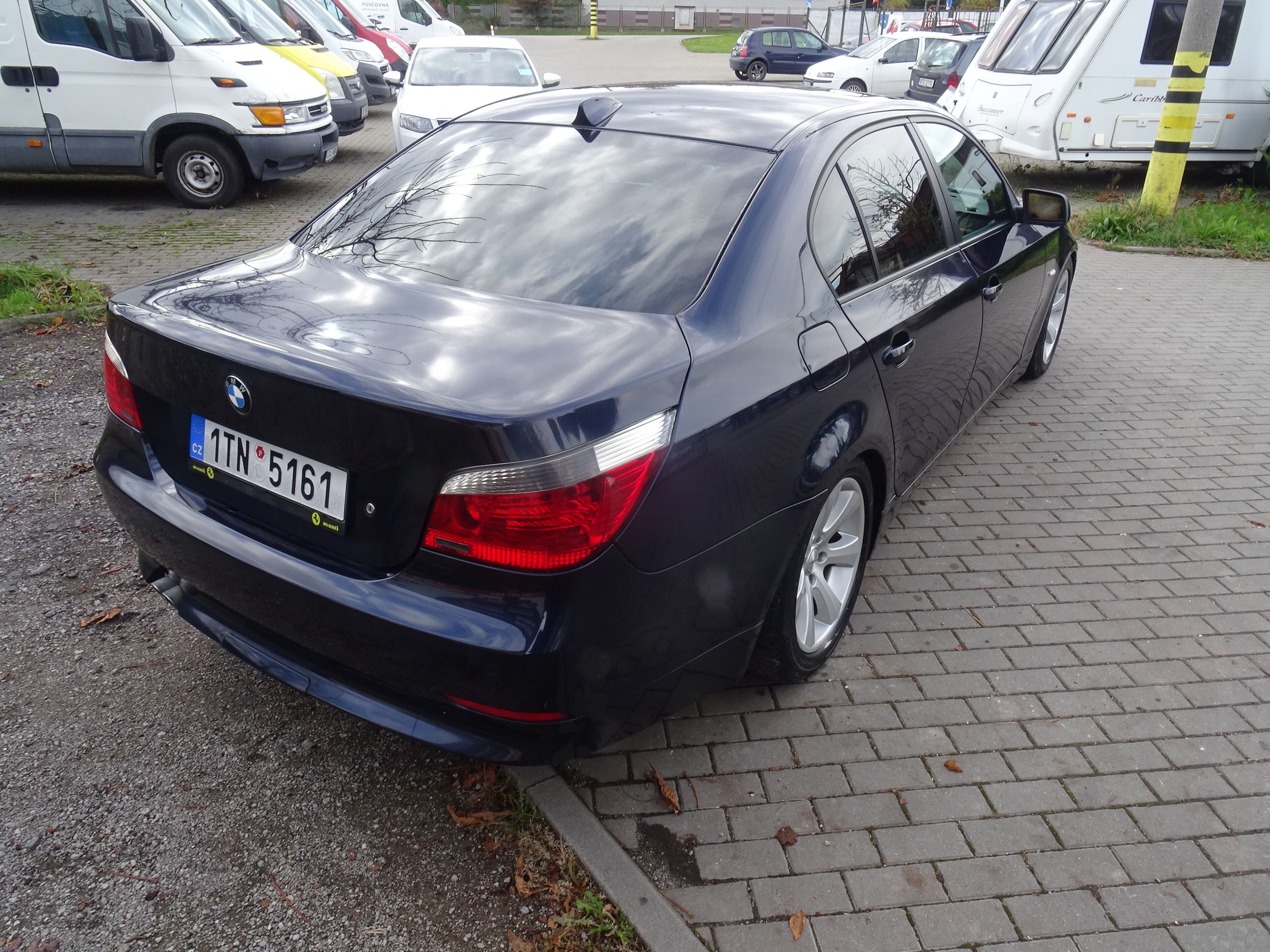 BMW Řada 5, 530 D - fotka 5