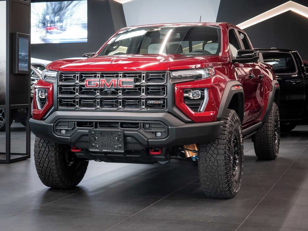 GMC Canyon, 2.7 AT4X 3"Lift 4WD AEV