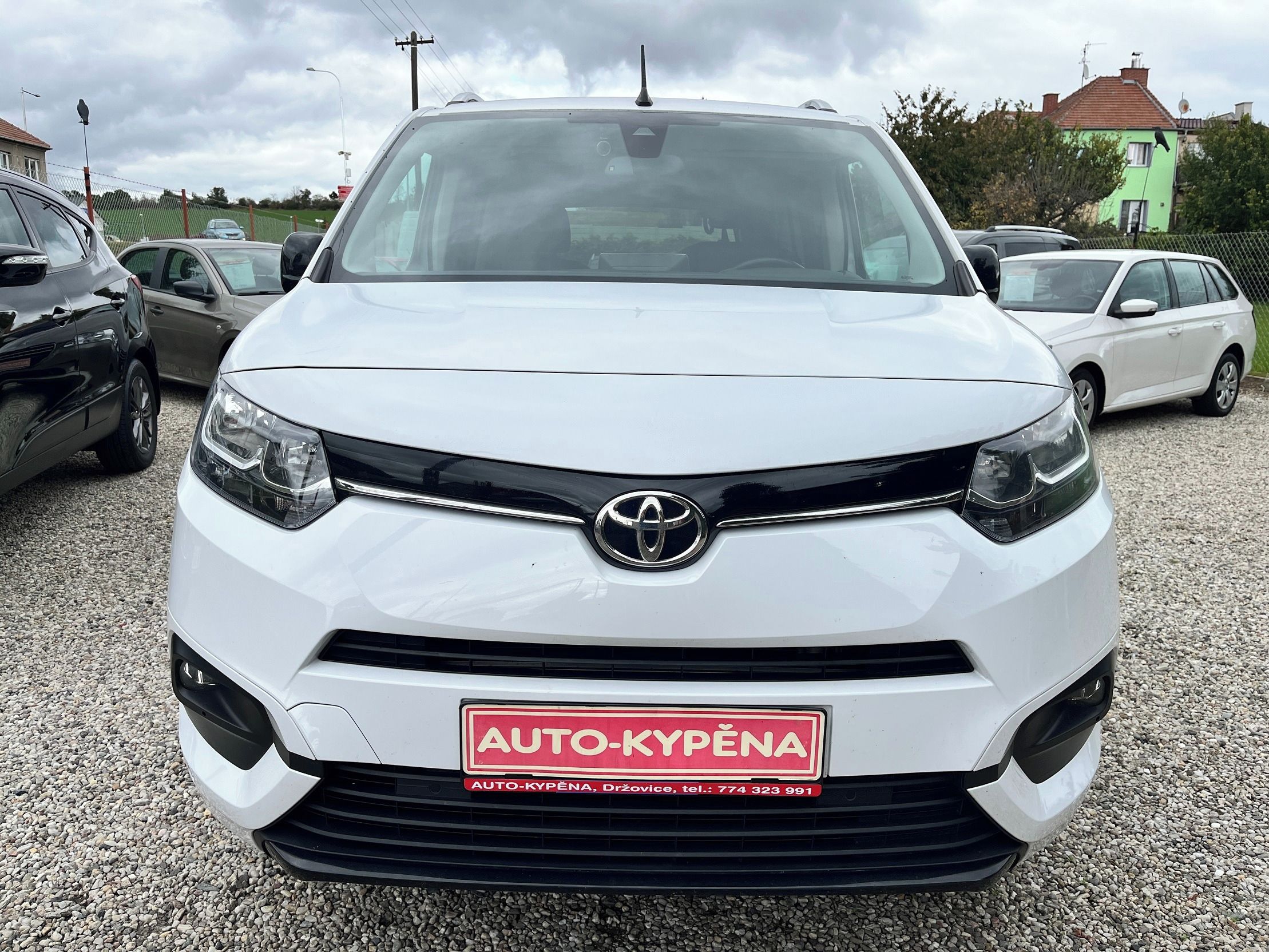 Toyota Proace City Verso, 1.5D, 96kW, Automat, ČR - fotka 3