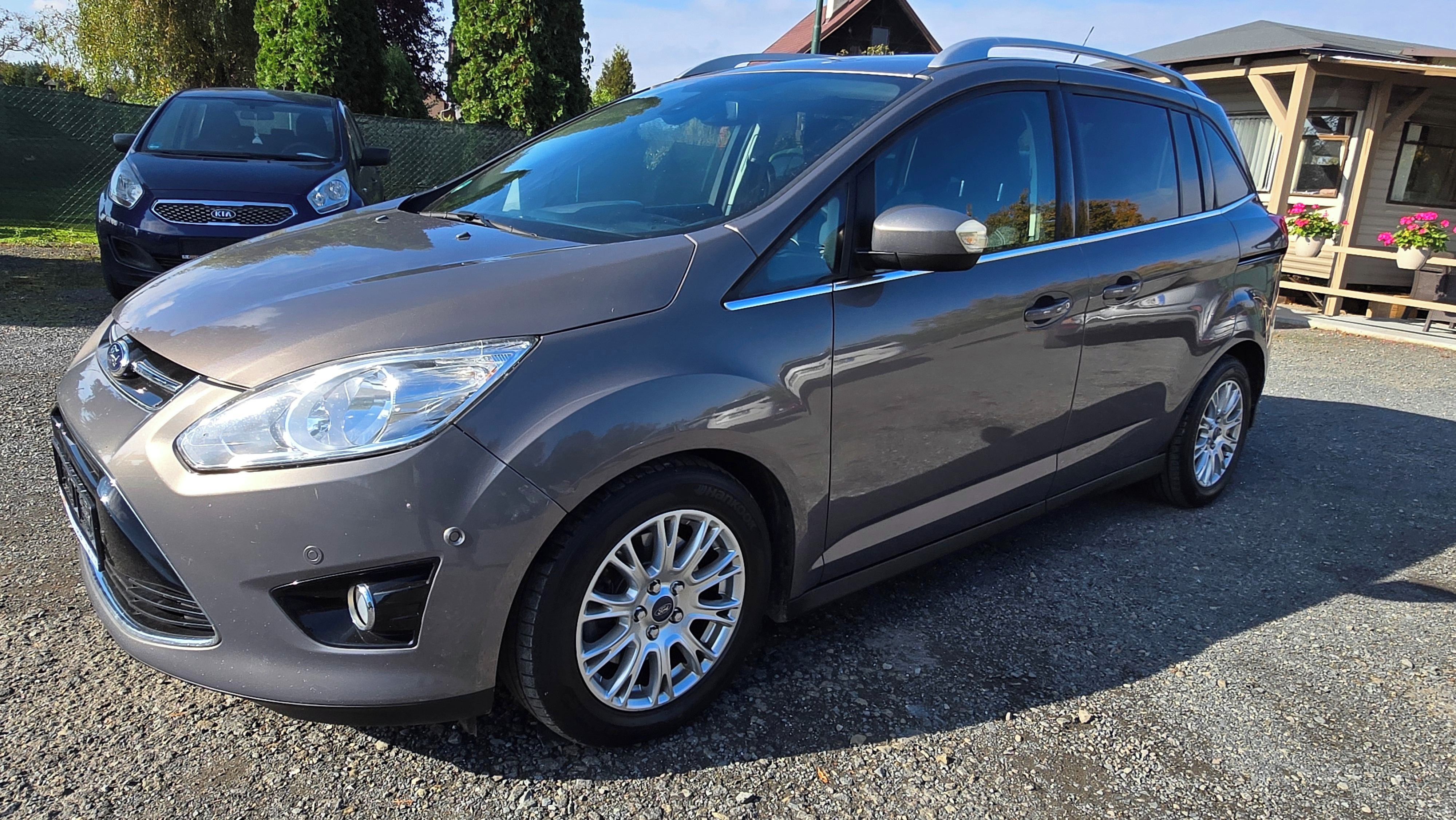 Ford Grand C-MAX, 1.6 16V TITANIUM 7MÍSTNÝ