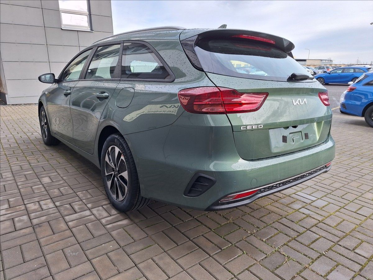 Kia Cee´d, 1,5 TGDi GPF 7DCT aut.  SW Spi - fotka 4
