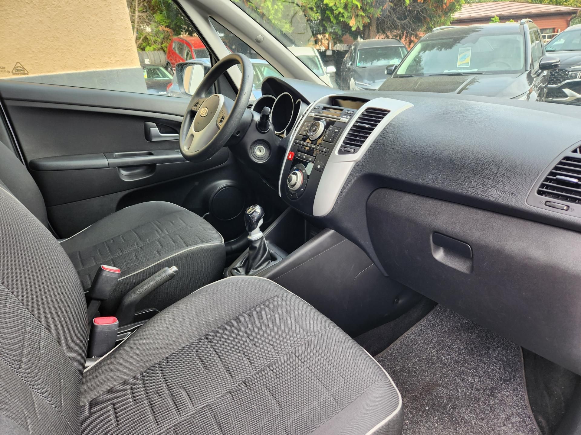 Kia Venga, 1.4-spotřeba cca 5l/100-KLIMA - fotka 2