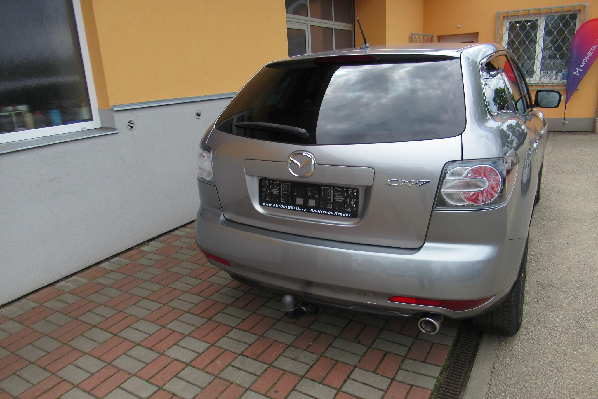 Mazda CX-7, 2.2 CD 4x4  AUT. KLIMA TAŽNÉ - fotka 4