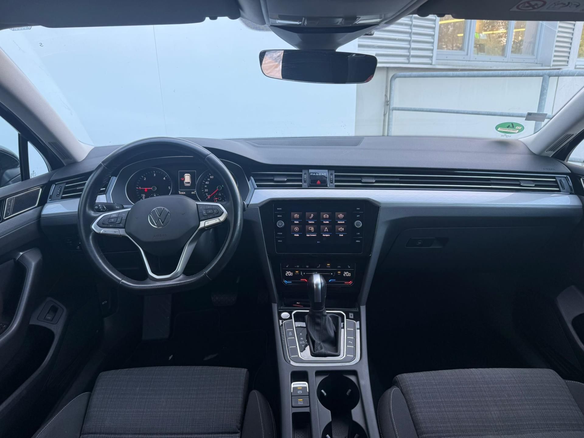 Volkswagen Passat, Business 2.0 TDI 110 kW DSG Va - fotka 5
