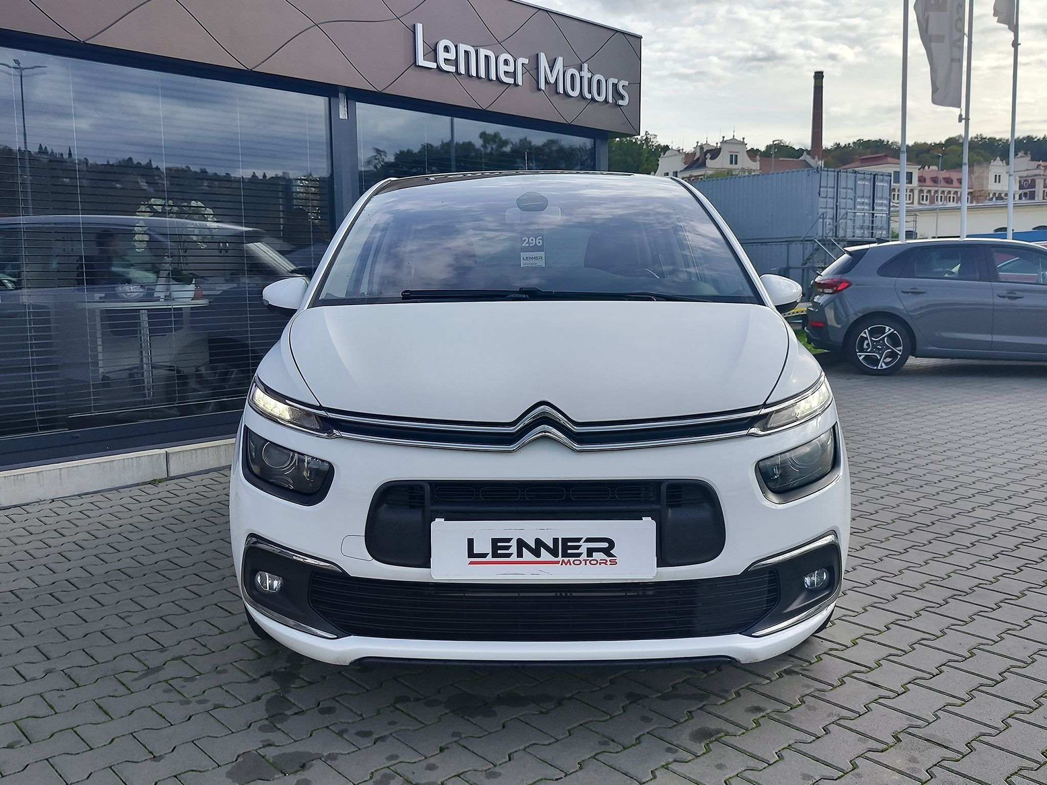 Citroën C4 Picasso, 1.5 HDi/96kW NAVI 1.MAJ ČR - fotka 2