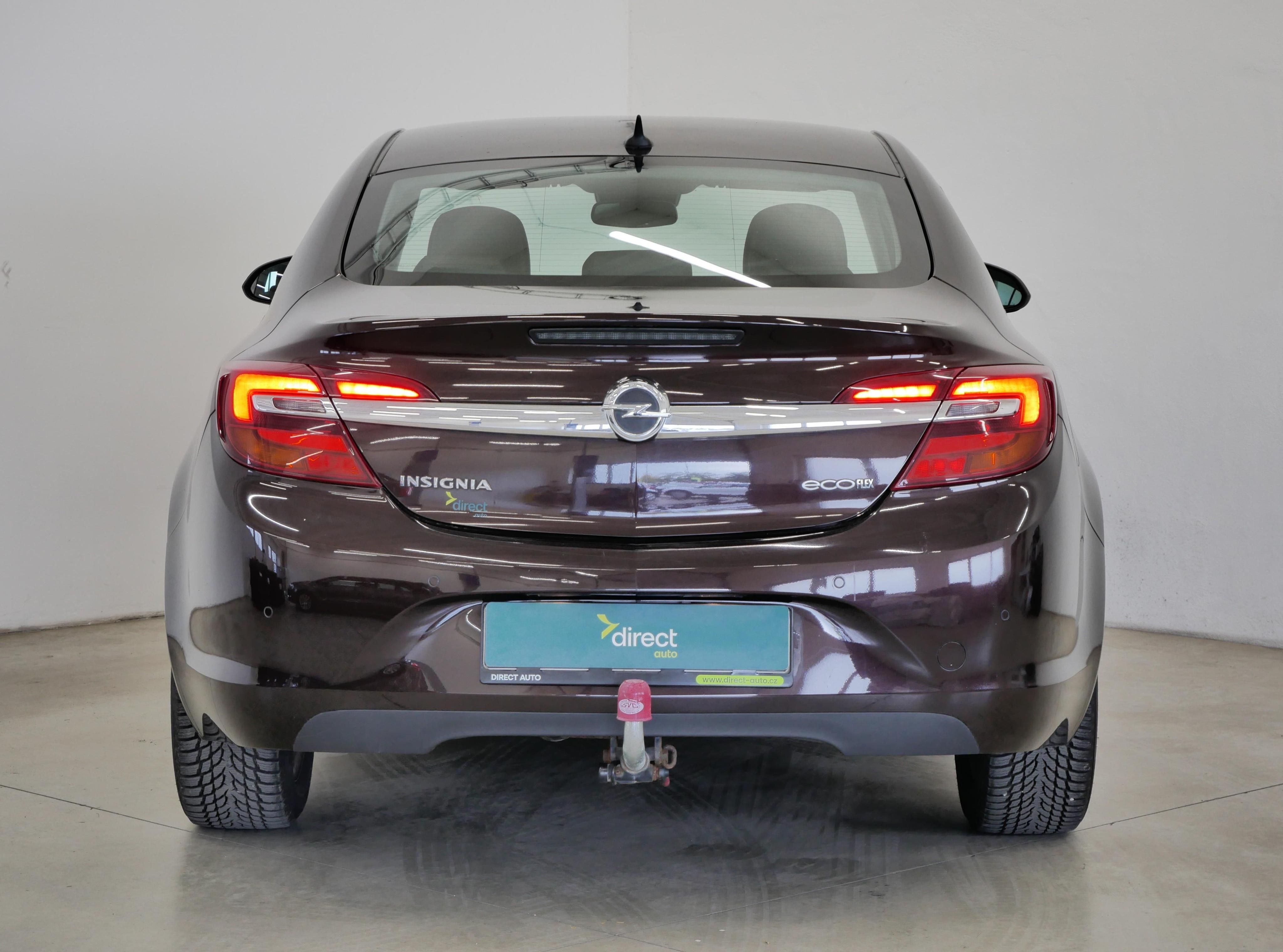 Opel Insignia, 1.6 CDTi 88 kW - fotka 6