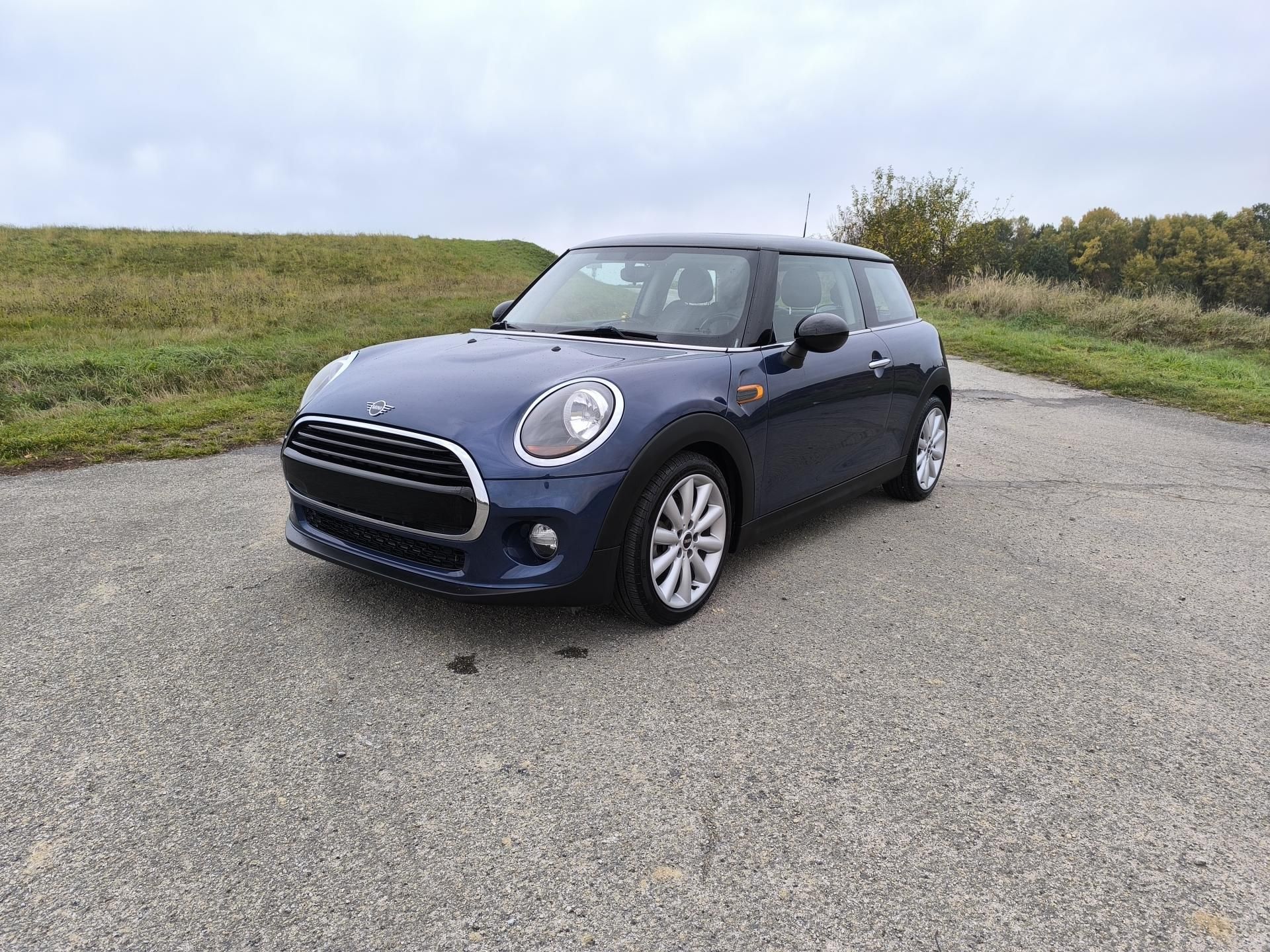 Mini Cooper, 1.5  DOLOŽENÉ KM,SERVISKA - fotka 3