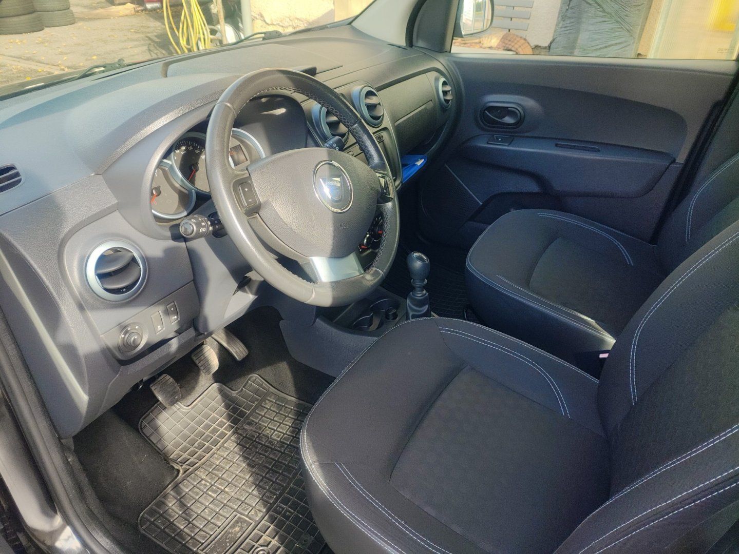Dacia Lodgy, Stepway 1,5 DCi - fotka 5