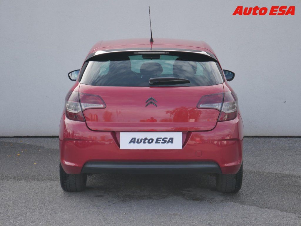 Citroën C4, 1.4 i,ČR,AC,temp - fotka 5