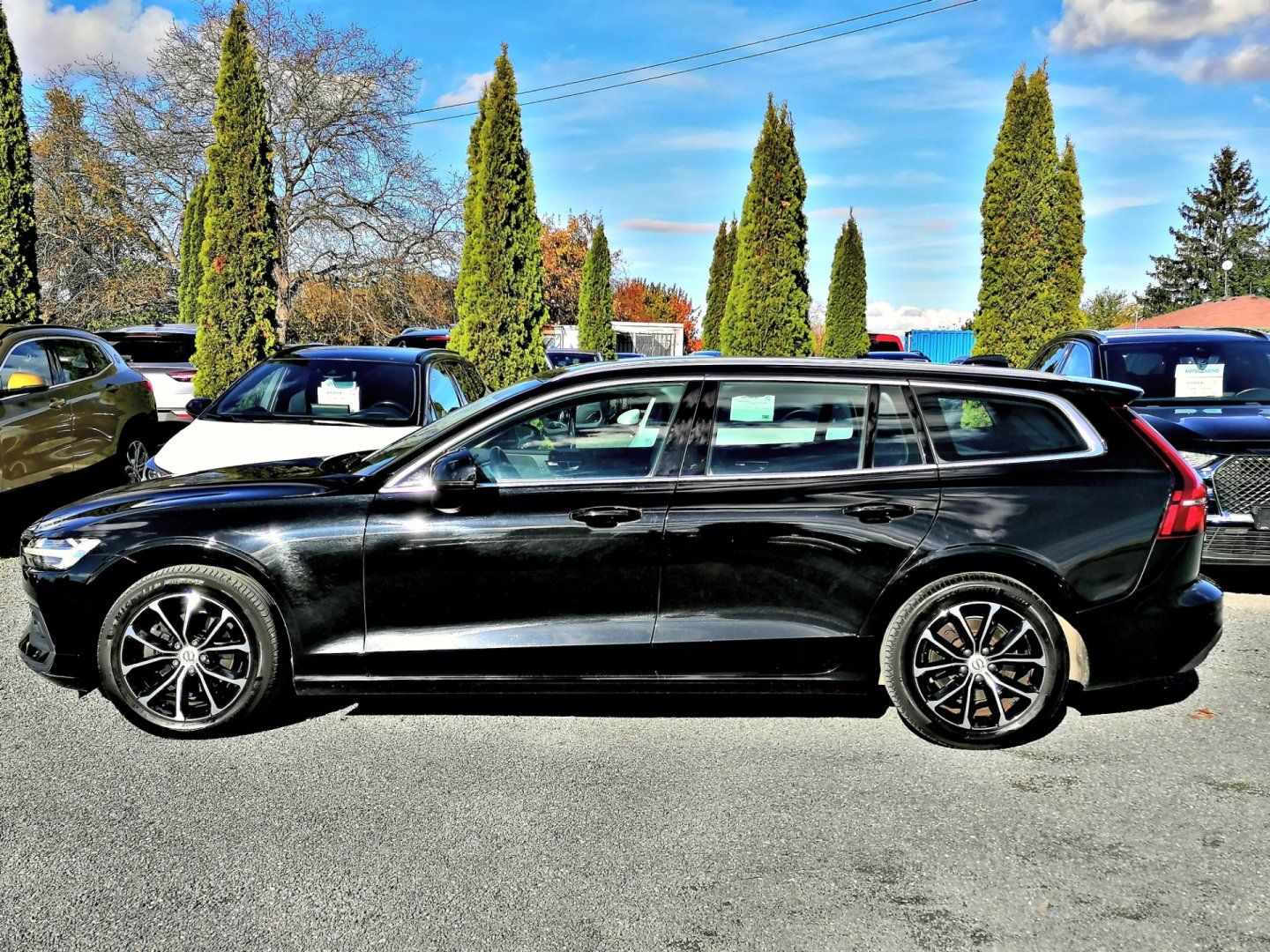 Volvo V60, 2.0 D3  Manuál,LED,Kůže - fotka 6