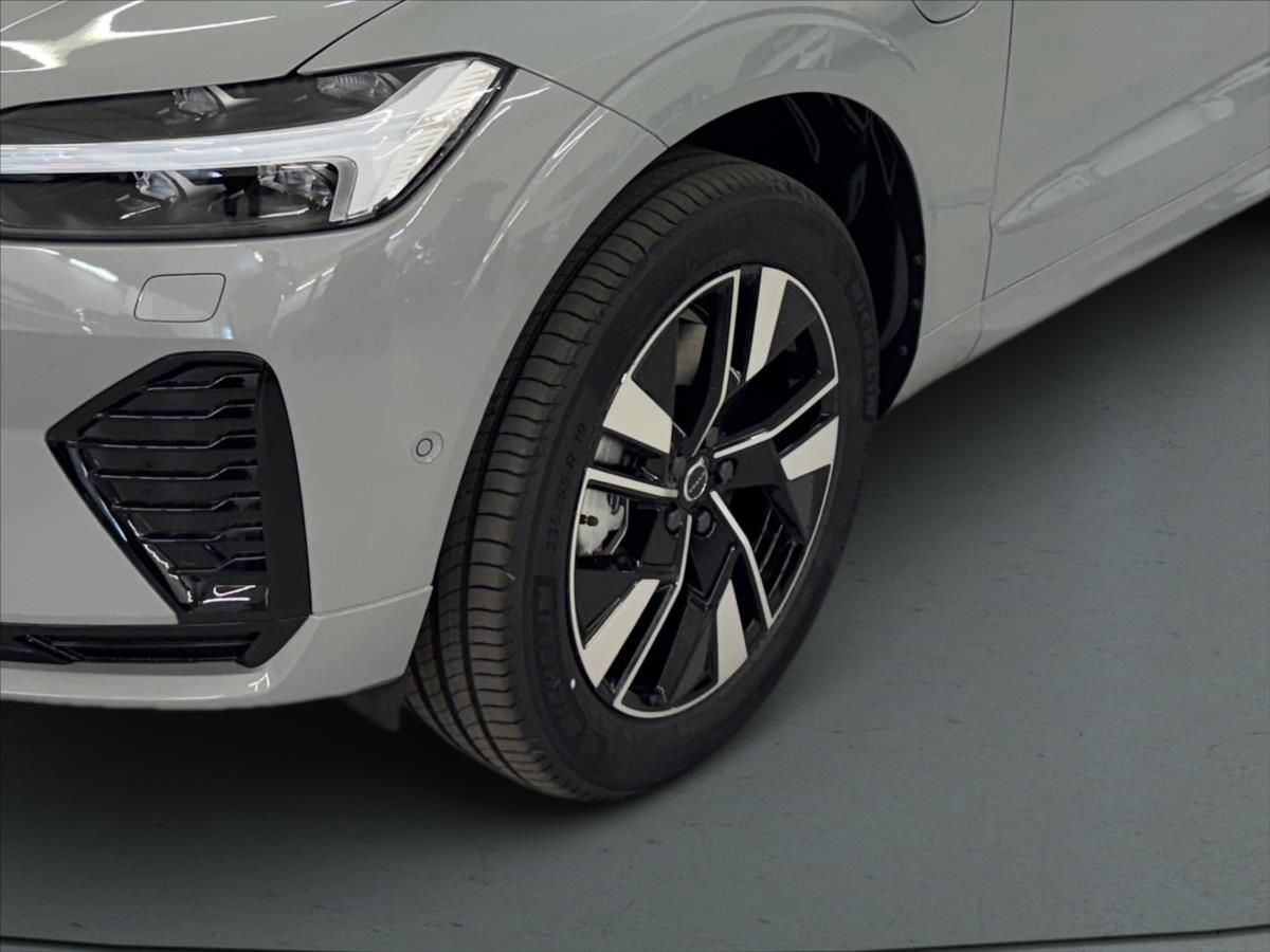 Volvo XC60, 2,0 T6 AWD Plus Dark 6887 - fotka 6