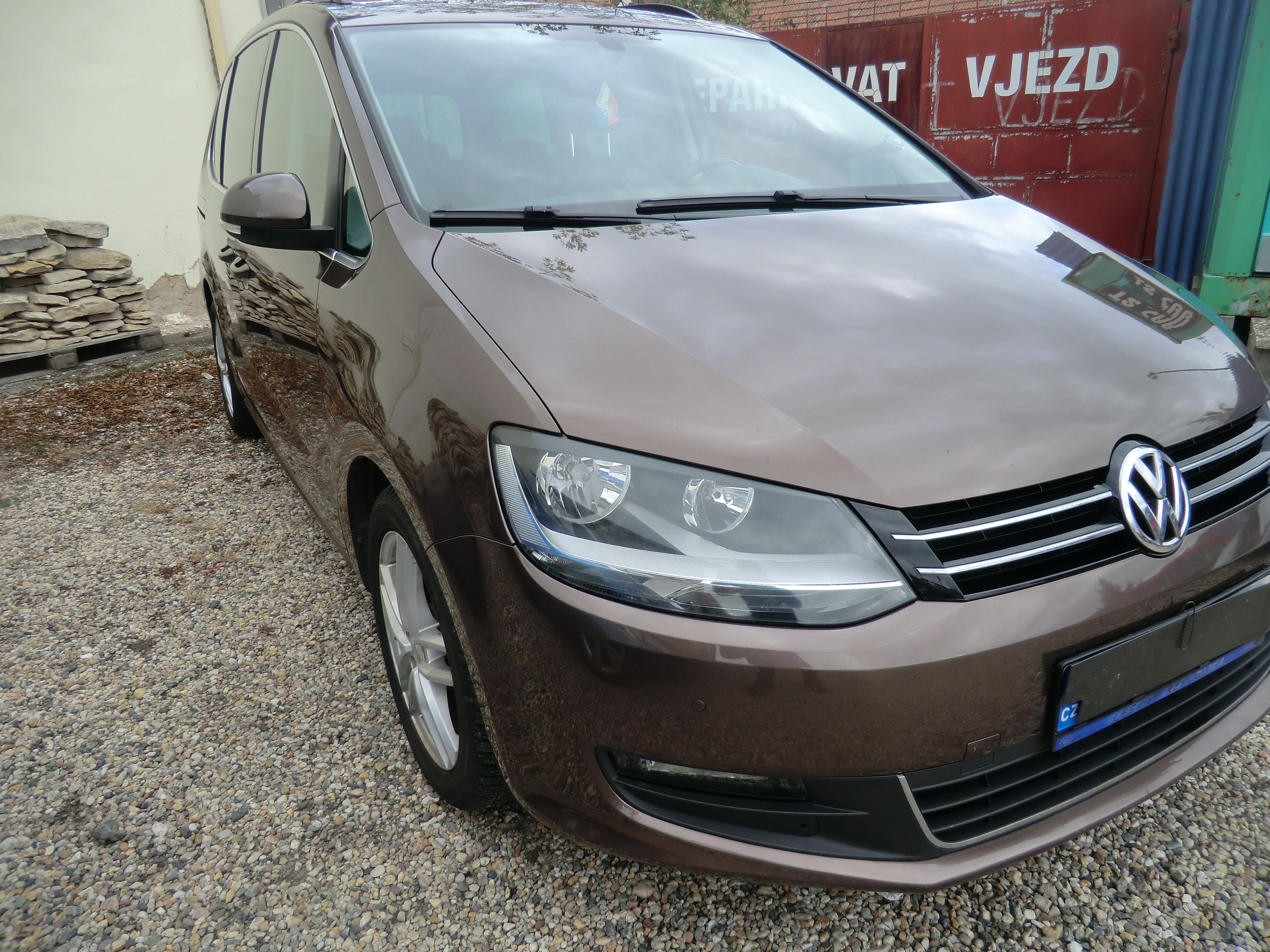 Volkswagen Sharan, 2.0TDi 125kW DSG PANORAMA - fotka 4