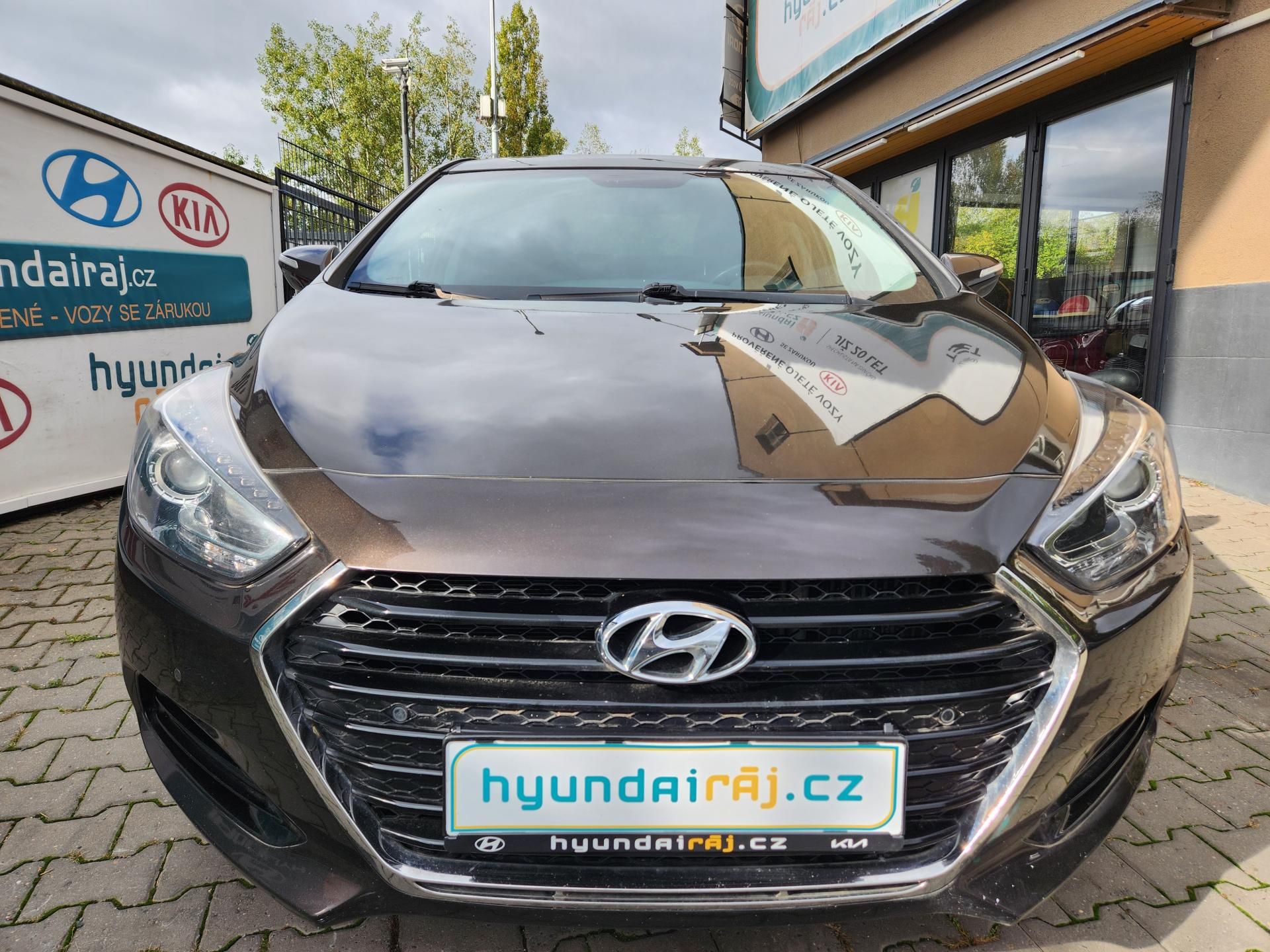 Hyundai i40, 1.7-NOVÁ SPOJKA-AUT.KLIMA - fotka 3