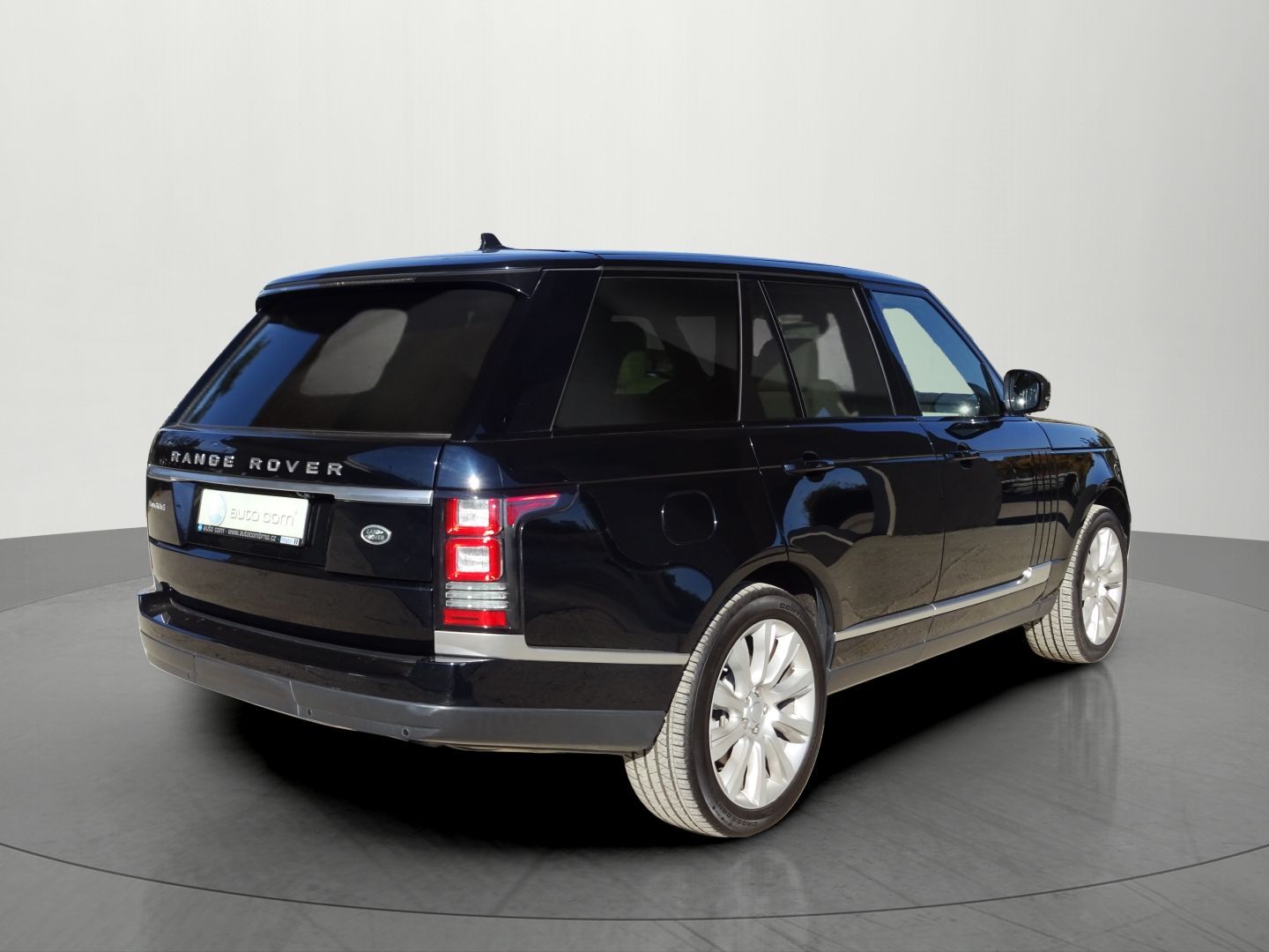 Land Rover Range Rover, 3.0TDV6 VOGUE Panorama SoftClo - fotka 4
