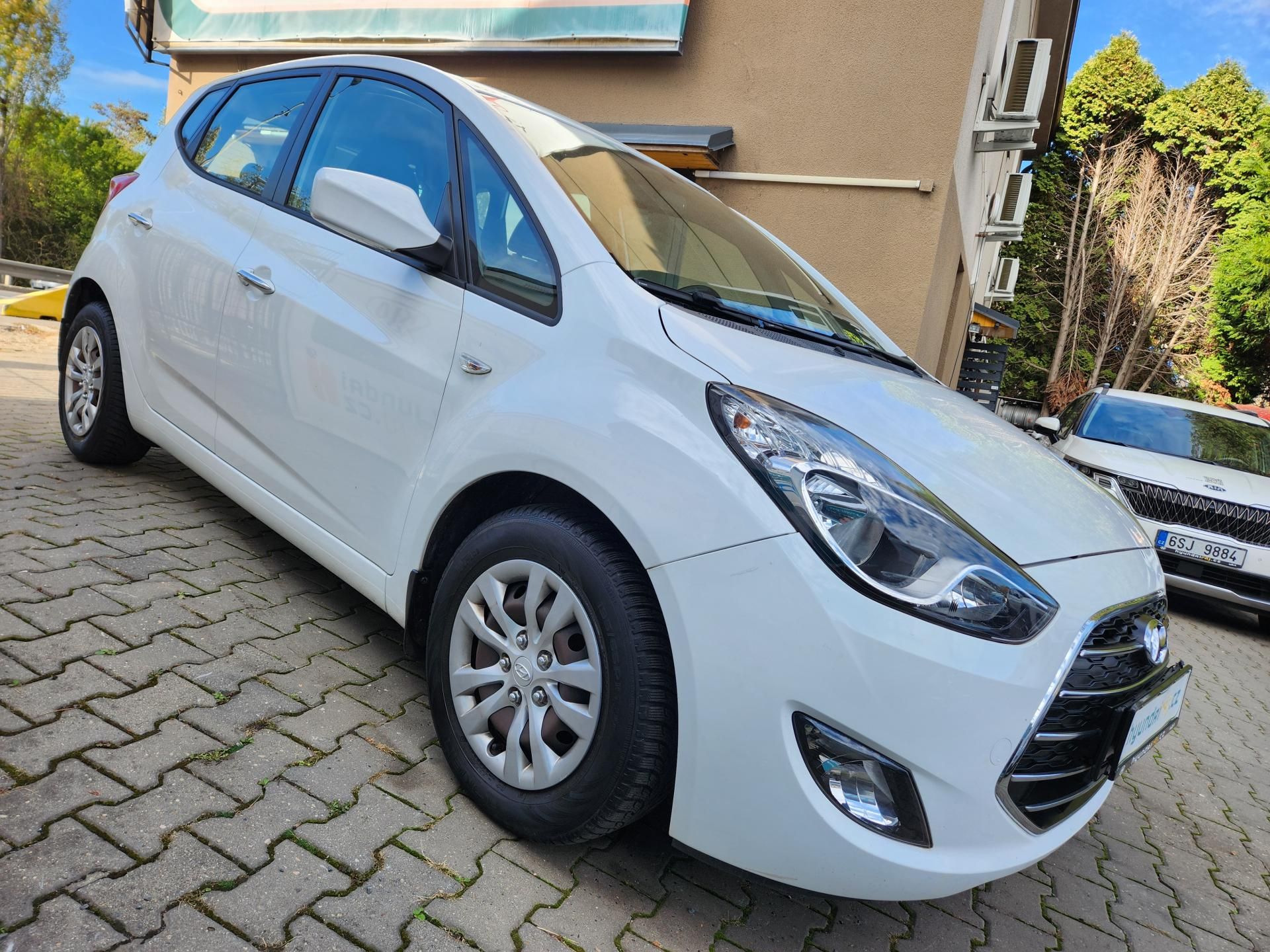 Hyundai ix20, 1.4-1.MAJITEL-KLIMA-FACELIFT - fotka 4