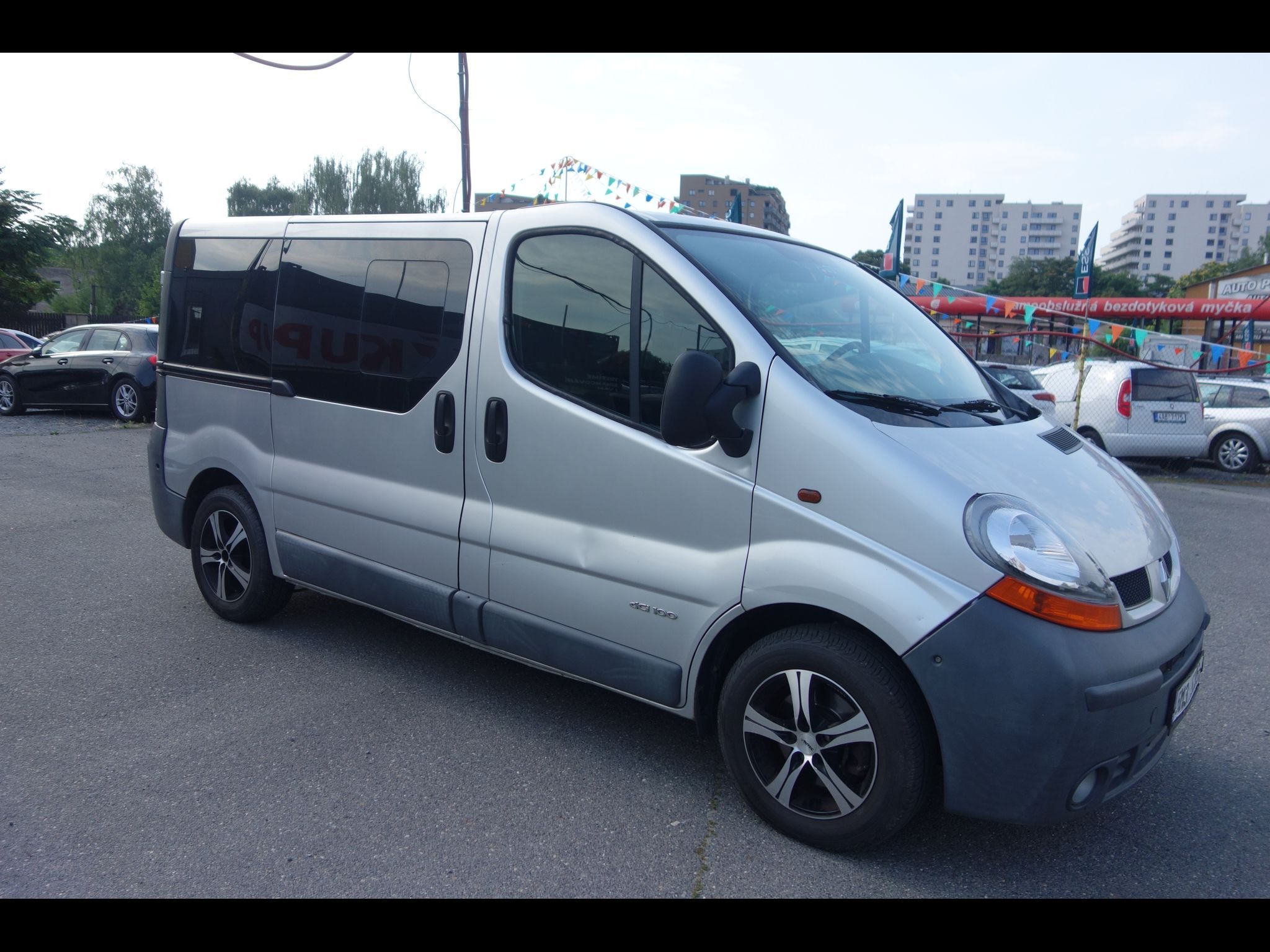 Renault Trafic, 1,9DCi 74 kW 8 míst !! - fotka 2