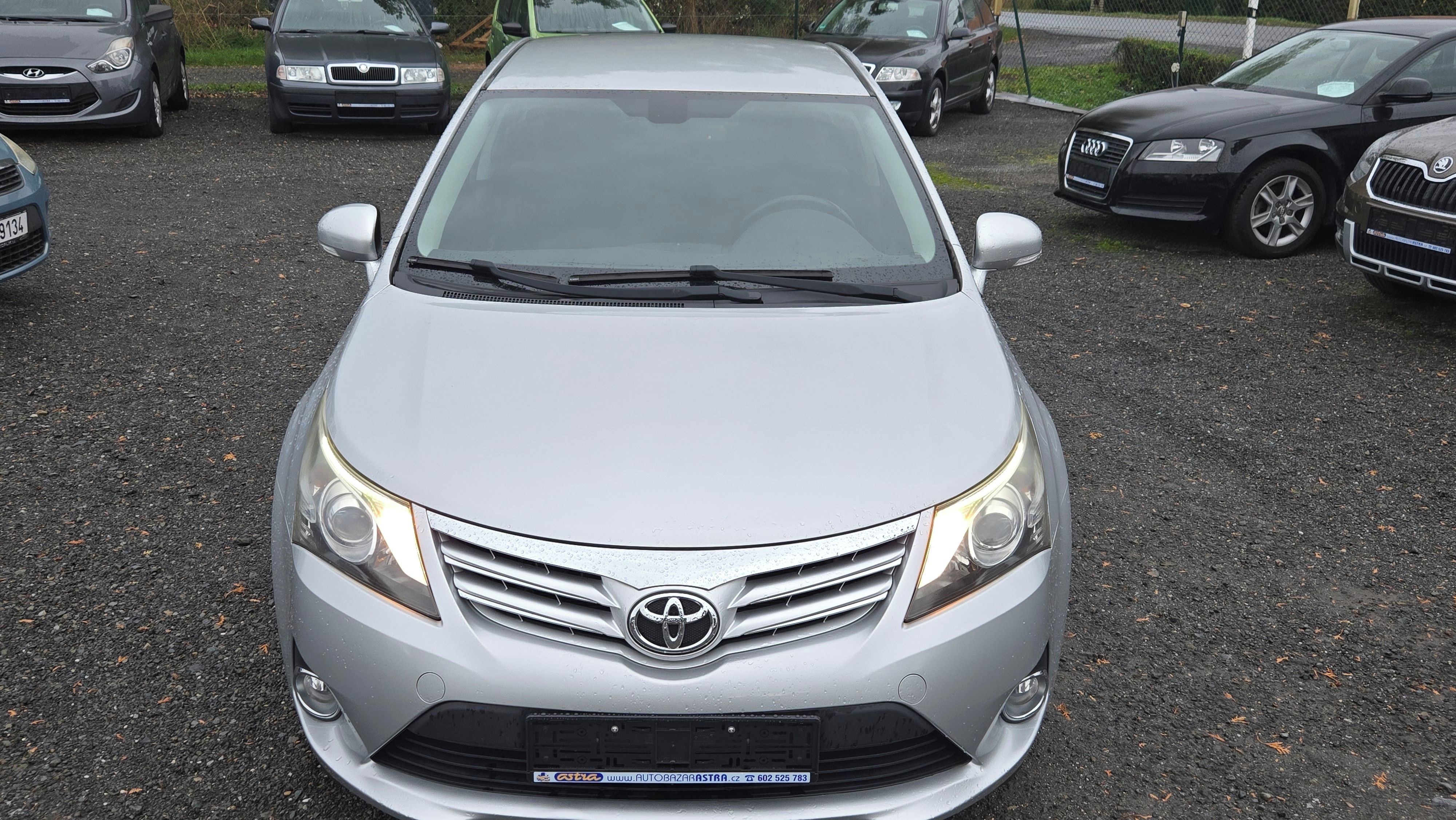 Toyota Avensis, 1.8 16V LIFE 108KW 1MAJITEL - fotka 3