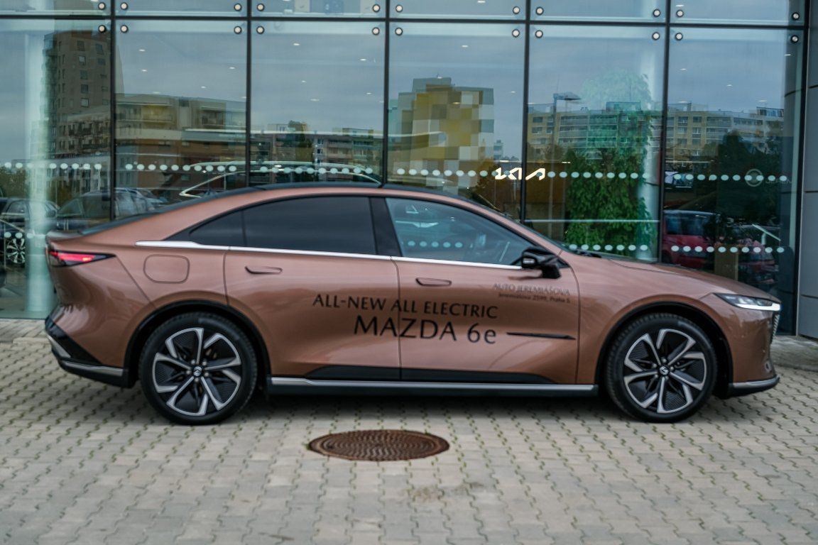 Mazda 6e, EV 245k Long Range Takumi Plus - fotka 2