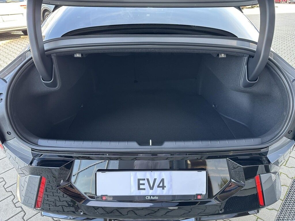 Kia EV4, GT-LINE 81,4 kWh + V2L - fotka 6