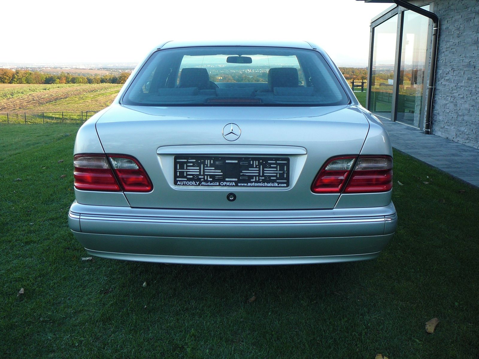 Mercedes-Benz Třídy E, 200CDI ELEGANCE 100TKM!!! - fotka 4