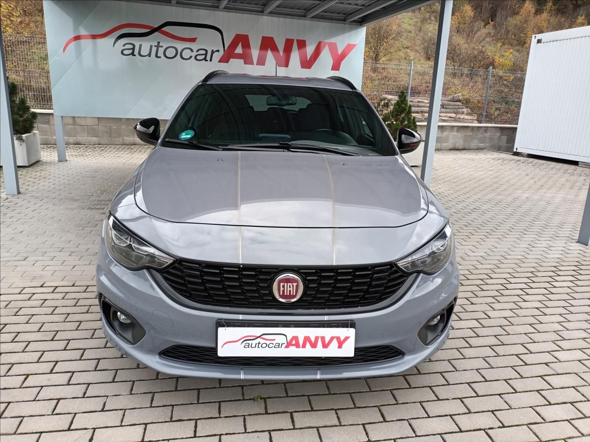 Fiat Tipo, 1,6 MJT,KLIMA,NAVI,VÝHŘEV - fotka 2