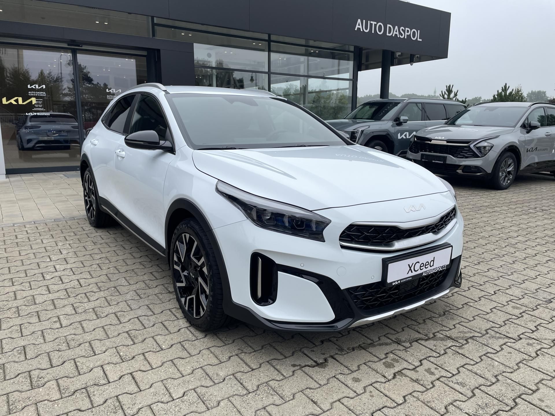 Kia XCee´d, " AKCE" 1,6 7DCT SteelEdition