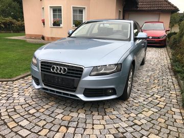 2,0 TDI 105 KW Atraction Aut