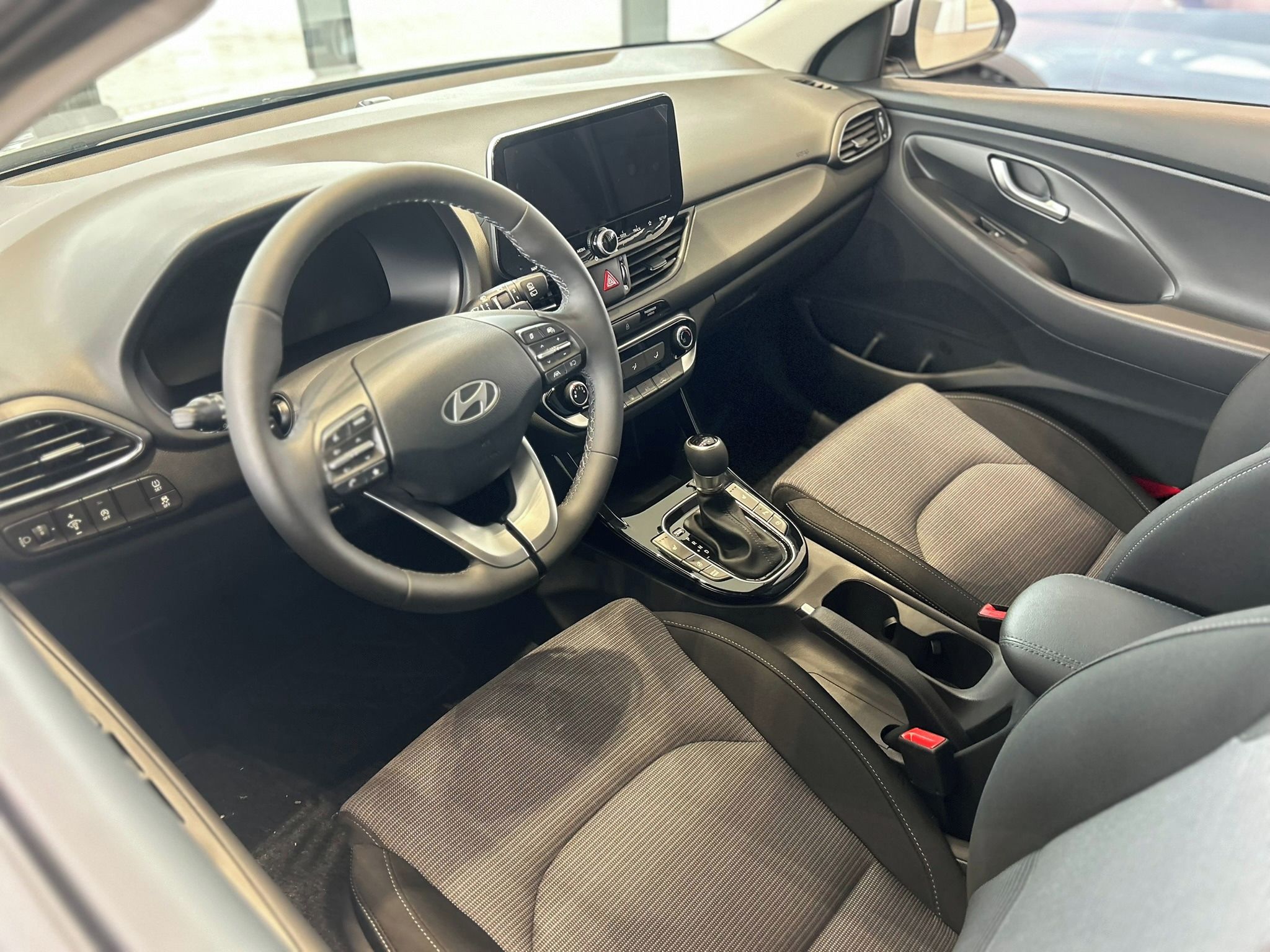 Hyundai i30, I30 HB 1,5 TGDI DCT GO CZECH! - fotka 5