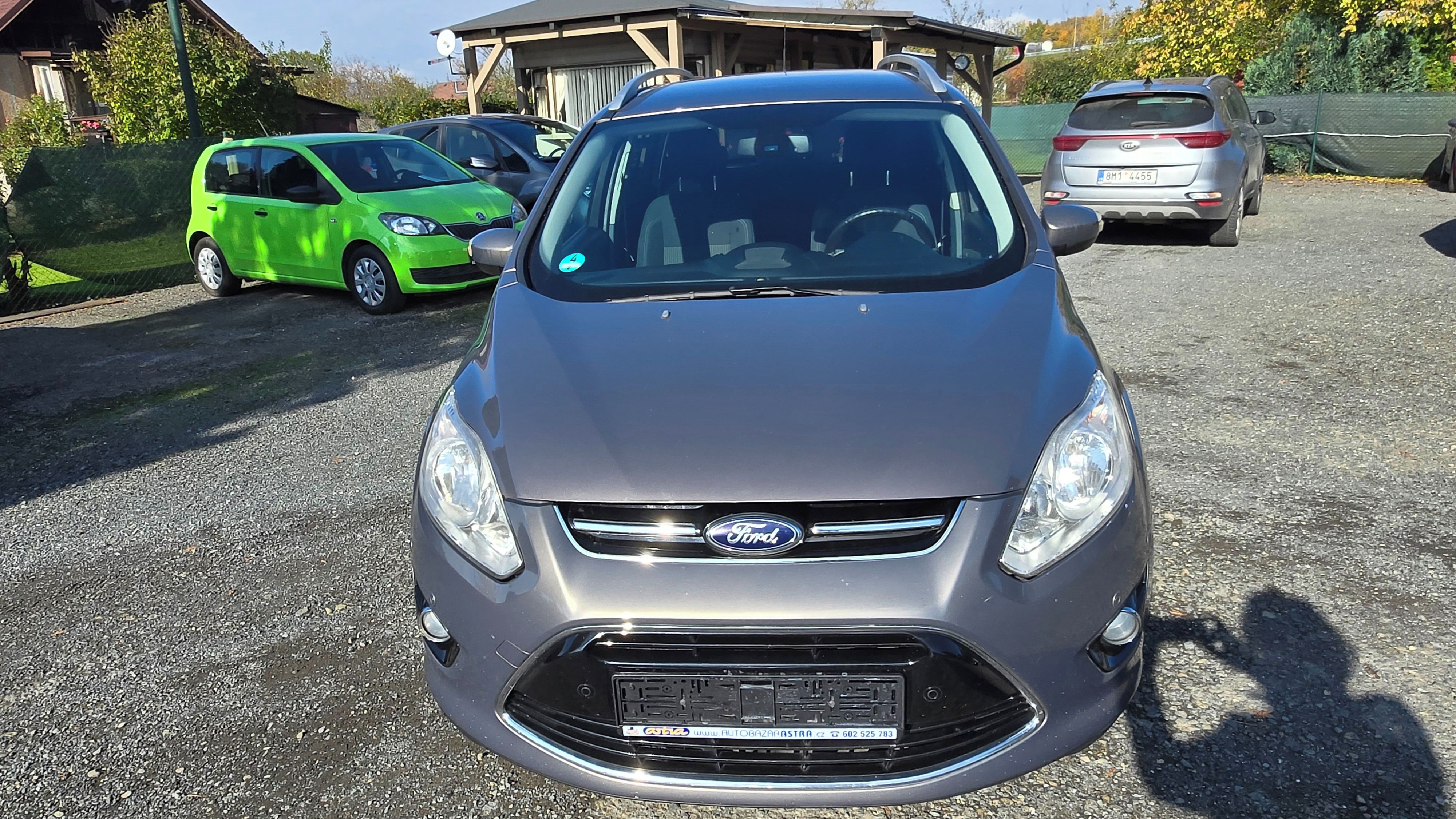 Ford Grand C-MAX, 1.6  16V TITANIUM 7MÍSTNÝ - fotka 3