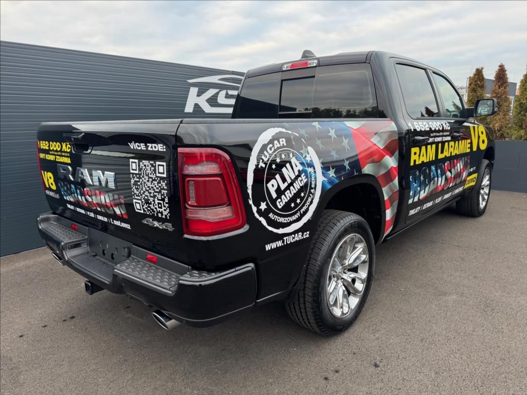 RAM 1500, 5,7 V8 E-Torque  Laramie Crew - fotka 6