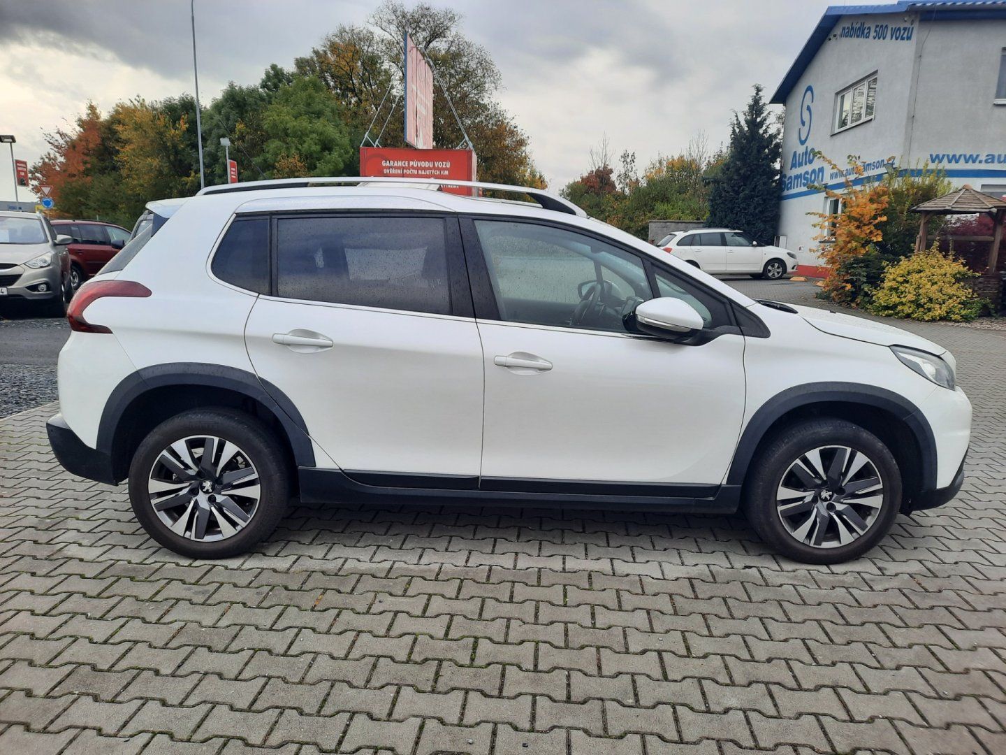 Peugeot 2008, 1.6 HDi *PANORAMA* AUTOMAT* - fotka 4