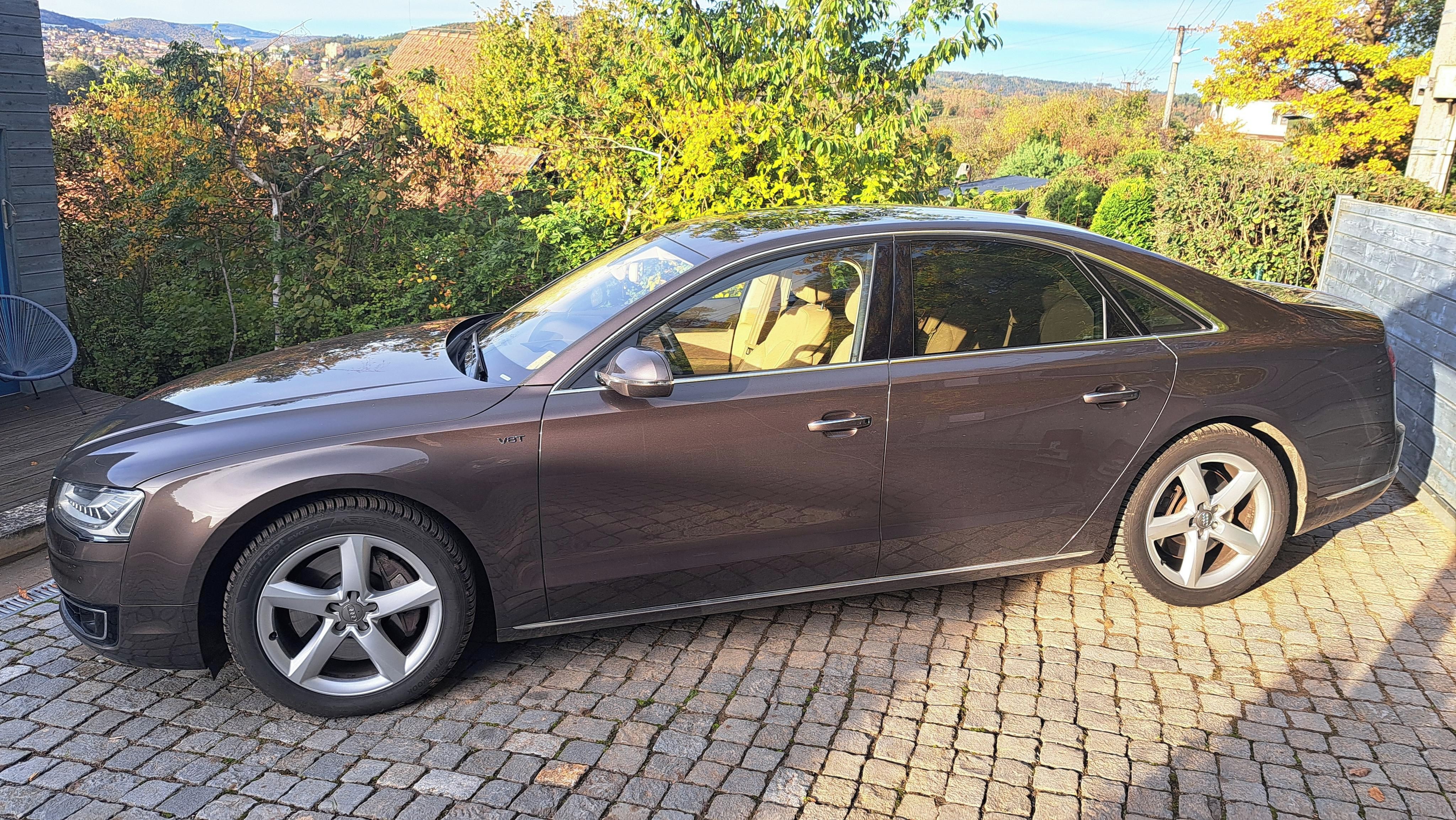 Audi A8, 4.2TDI,ČR,2XALU,TOP STAV! - fotka 4